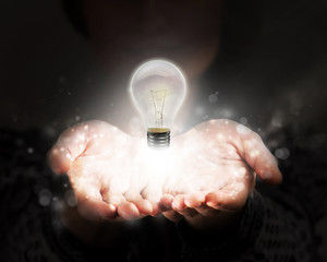 河南省鹤壁山城区到山东日照坐 小轿车有多少公里-